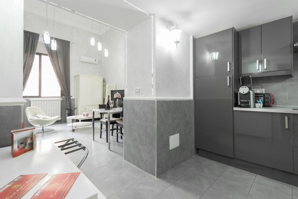 Suite Apartments Angioini Napoli Bagian luar foto