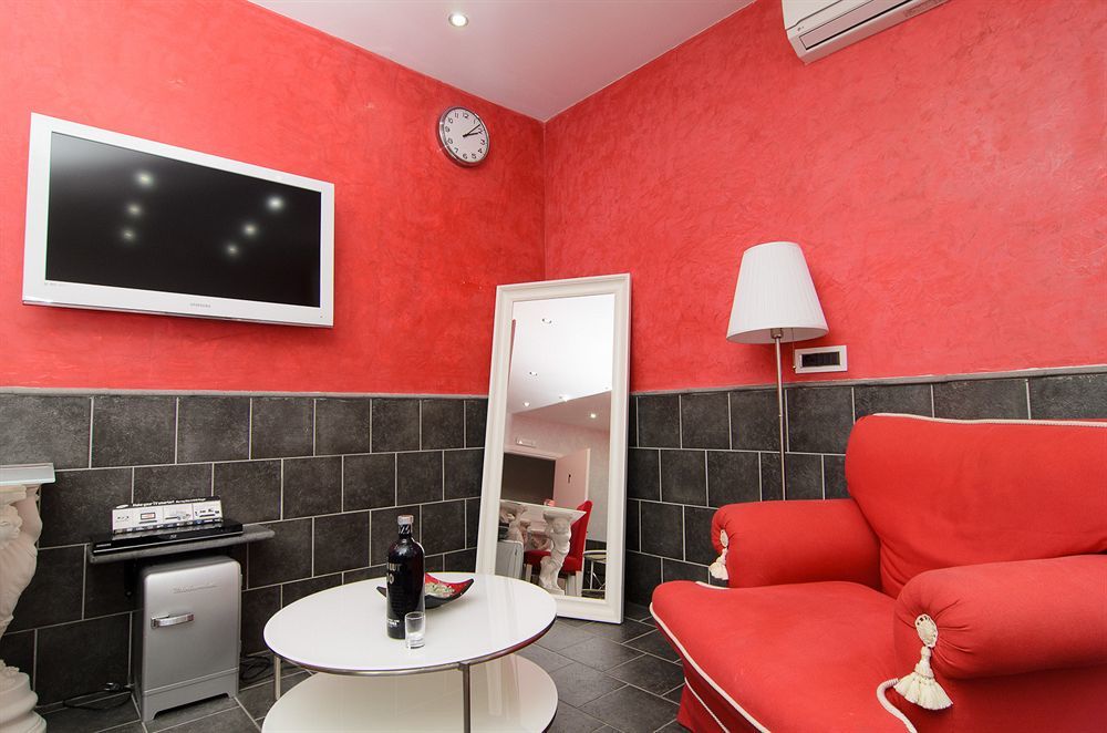 Suite Apartments Angioini Napoli Bagian luar foto